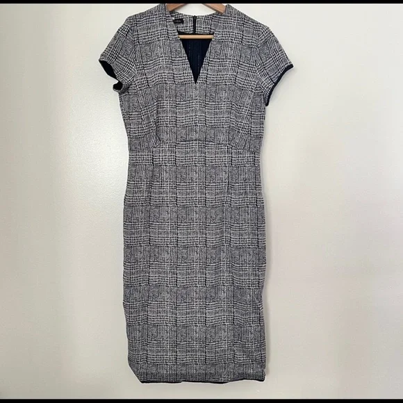 Escada Short Sleeve Glen Check Sheath Dress - Picture 1 of 8